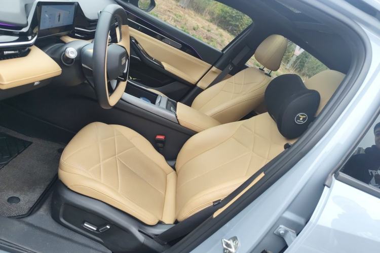 Used Geely Galaxy L6 2024 60km PLUS Dragon Edition Left Front Seat