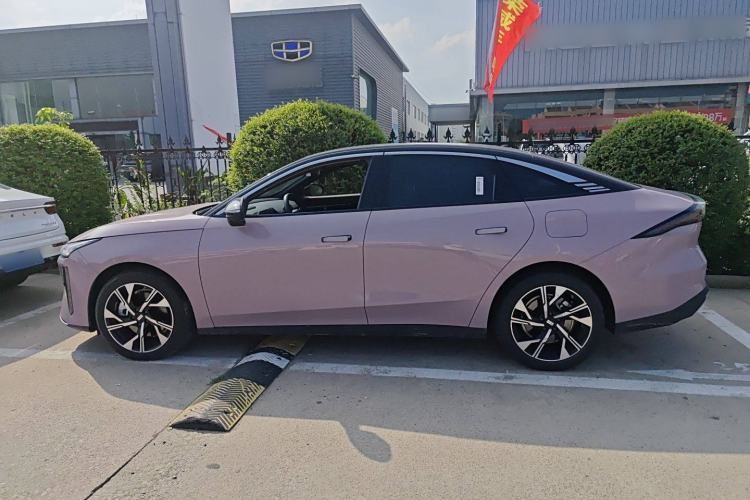 Used Geely Galaxy L6 2024 125km Creative Edition Left Side