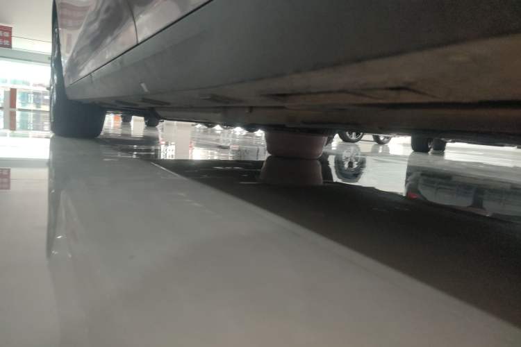 Used Geely Galaxy L6 2024 125km Creative Edition Left Side Sill