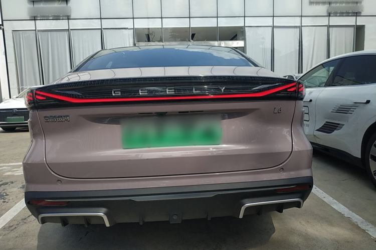 Used Geely Galaxy L6 2024 125km Creative Edition Rear