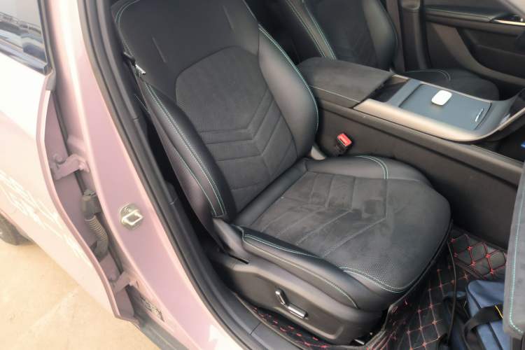 Used Geely Galaxy L6 2024 125km Creative Edition Right Front Seat