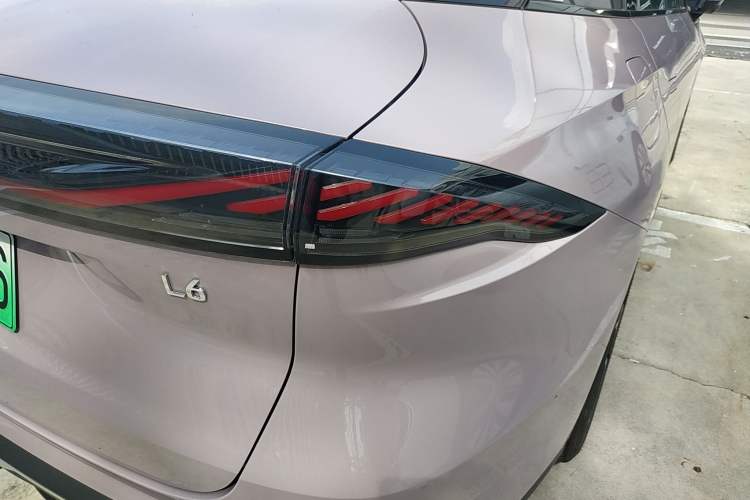 Used Geely Galaxy L6 2024 125km Creative Edition Right Rear Taillight