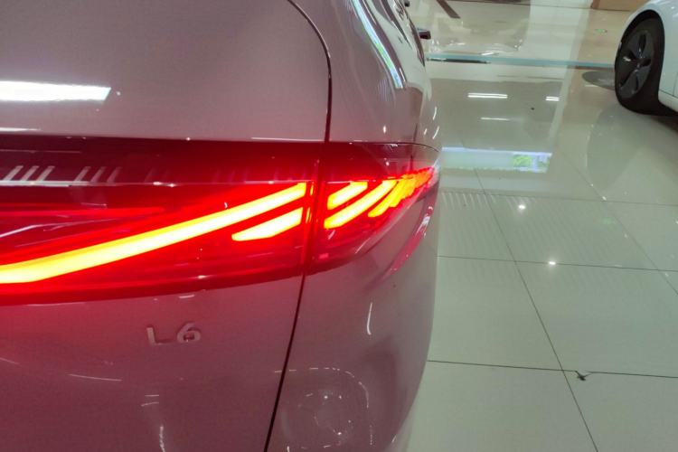 Used Geely Galaxy L6 2024 125km Creative Edition Right Rear Taillight
