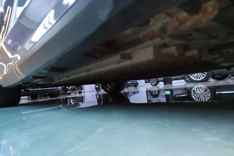 Used Geely Galaxy L6 2024 125km Creative Edition Right Side Sill