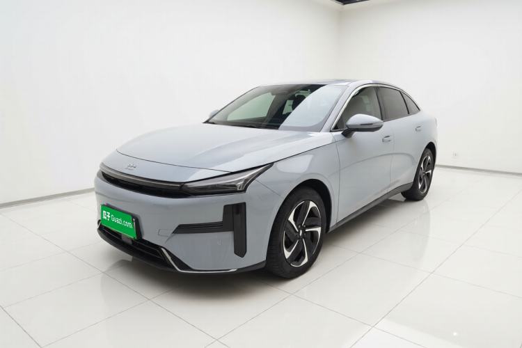 Geely Galaxy L6 2024 125km PLUS Dragon Edition