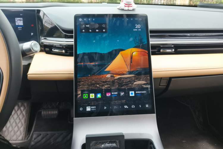 Used Geely Galaxy L6 2024 125km PLUS Dragon Edition Audio And AC Panel