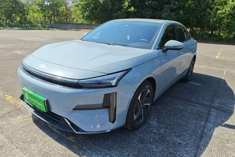 Used Geely Galaxy L6 2024 125km PLUS Dragon Edition Guazi used car, China used car export, Used car for sale, Used Geely Galaxy cars, Cheapest cars for sale