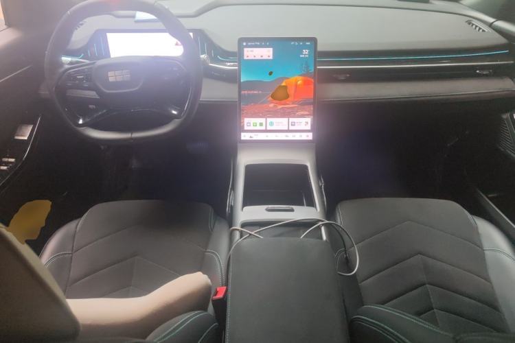 Used Geely Galaxy L6 2024 125km Creative Edition Center Console