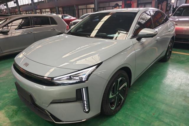 Used Geely Galaxy L6 2024 125km PLUS Dragon Edition