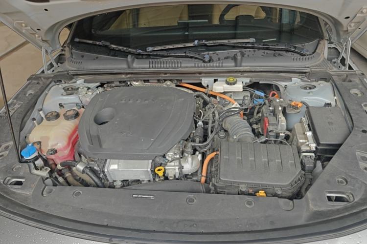 Used Geely Galaxy L6 2024 125km PLUS Dragon Edition Engine Bay