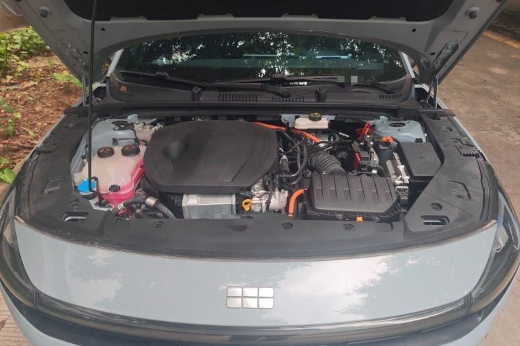 Used Geely Galaxy L6 2024 125km Creative Edition Engine Bay