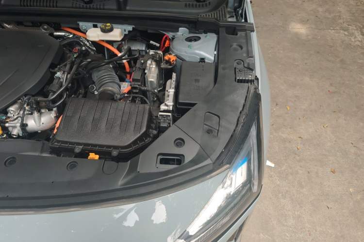 Used Geely Galaxy L6 2024 125km Creative Edition Engine Bay Left