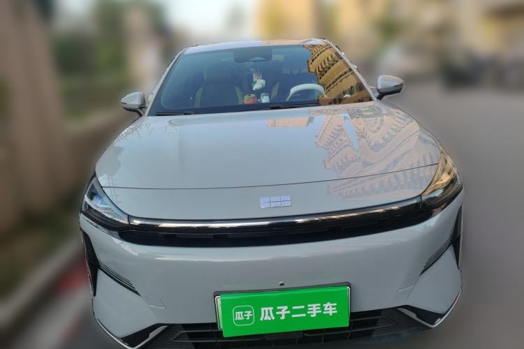 Used Geely Galaxy L6 2024 125km PLUS Dragon Edition Exterior 1