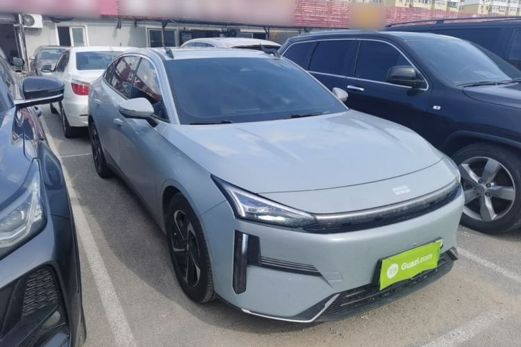Used Geely Galaxy L6 2024 125km PLUS Dragon Edition Exterior 1