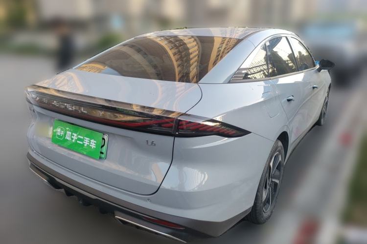 Used Geely Galaxy L6 2024 125km PLUS Dragon Edition Exterior 5