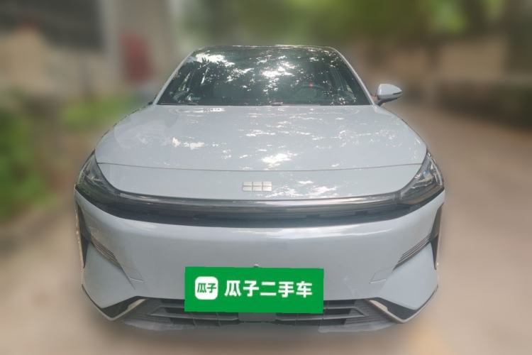 Used Geely Galaxy L6 2024 125km Creative Edition Front