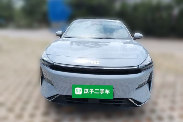 Used Geely Galaxy L6 2024 125km PLUS Dragon Edition Front