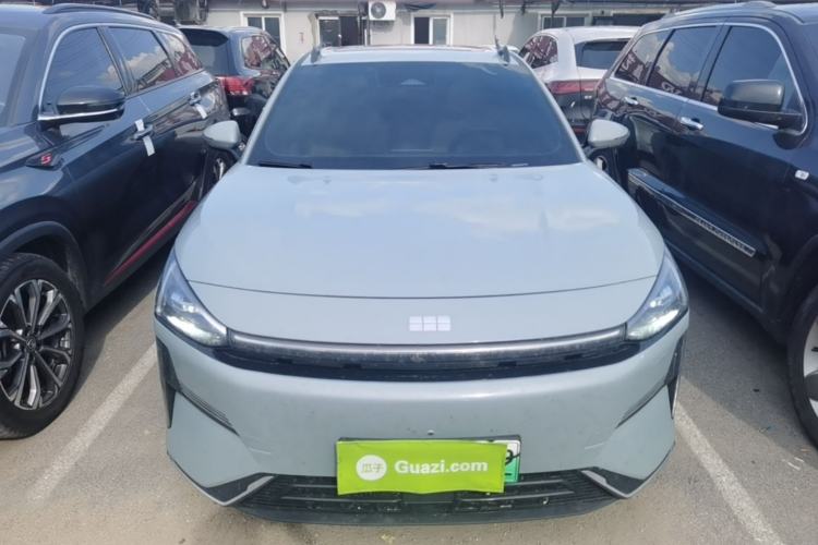 Used Geely Galaxy L6 2024 125km PLUS Dragon Edition Front