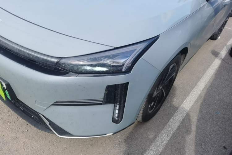 Used Geely Galaxy L6 2024 125km PLUS Dragon Edition Left Front Headlight