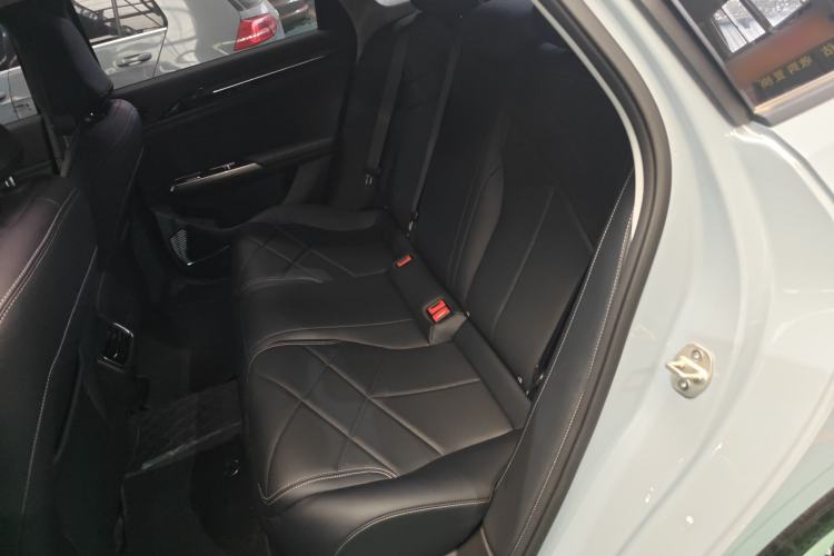 Used Geely Galaxy L6 2024 125km PLUS Dragon Edition Left Rear Seat