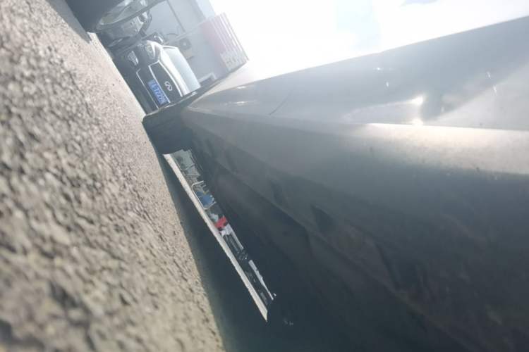 Used Geely Galaxy L6 2024 125km PLUS Dragon Edition Left Side Sill