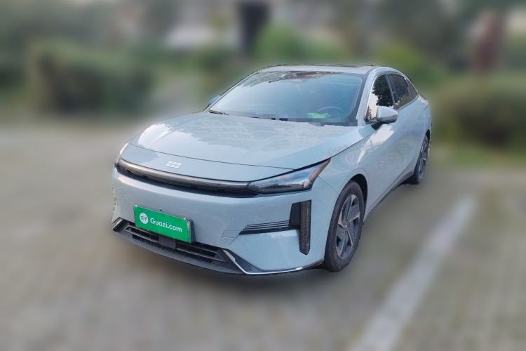 Geely Galaxy L6 2024 125km PLUS Dragon Edition