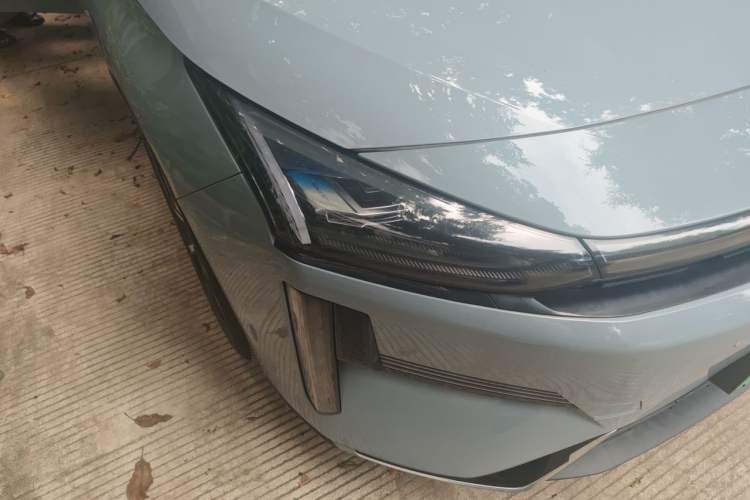 Used Geely Galaxy L6 2024 125km Creative Edition Right Front Headlight