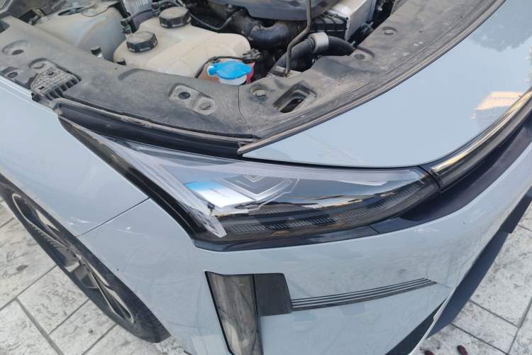 Used Geely Galaxy L6 2024 125km PLUS Dragon Edition Right Front Headlight