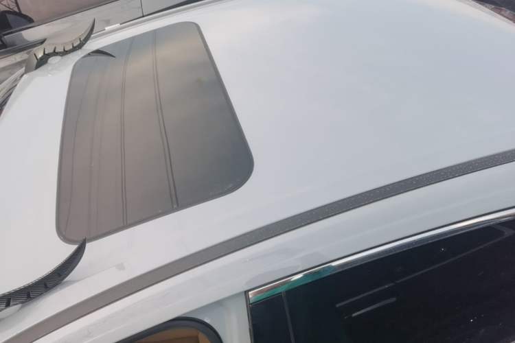 Used Geely Galaxy L6 2024 125km PLUS Dragon Edition Roof