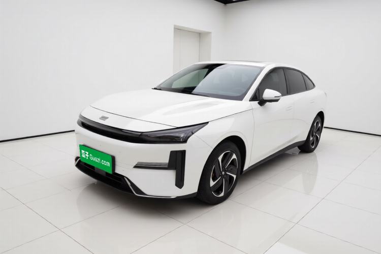 Geely Galaxy L6 2024 125km PLUS Dragon Edition