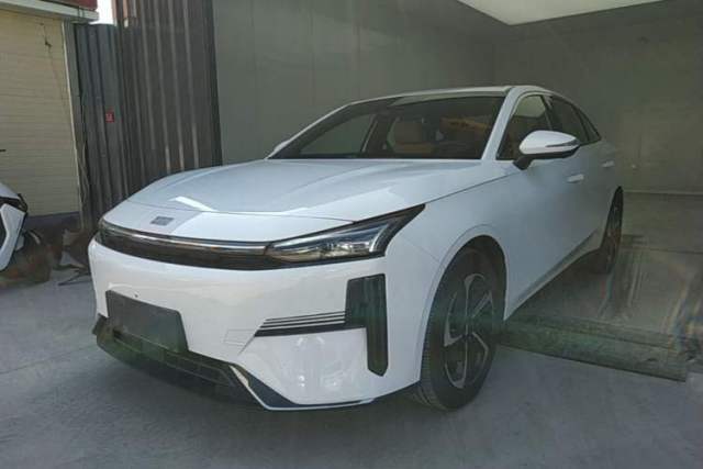 Used Geely Galaxy L6 2024 125km PLUS Dragon Edition