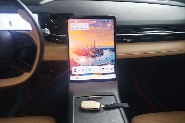Used Geely Galaxy L6 2024 125km PLUS Dragon Edition Audio And AC Panel