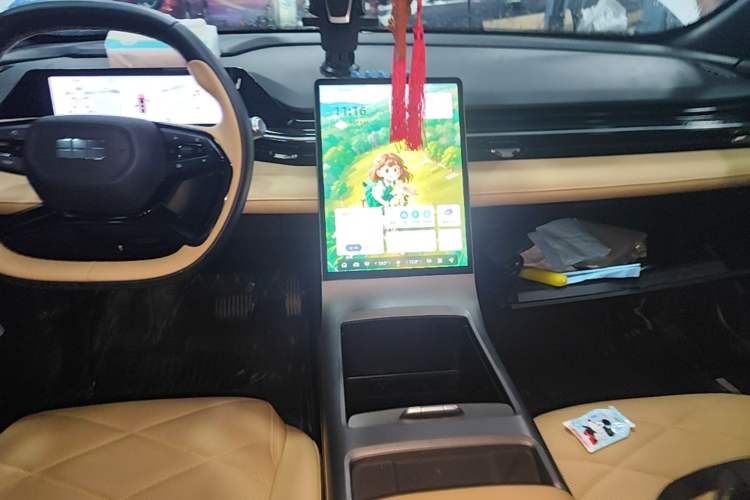 Used Geely Galaxy L6 2024 125km PLUS Dragon Edition Audio And AC Panel