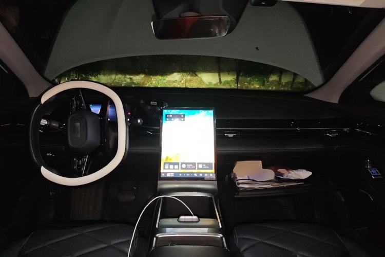 Used Geely Galaxy L6 2024 125km PLUS Dragon Edition Center Console