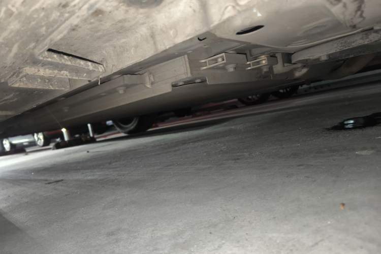 Used Geely Galaxy L6 2024 125km PLUS Dragon Edition Chassis Front Right