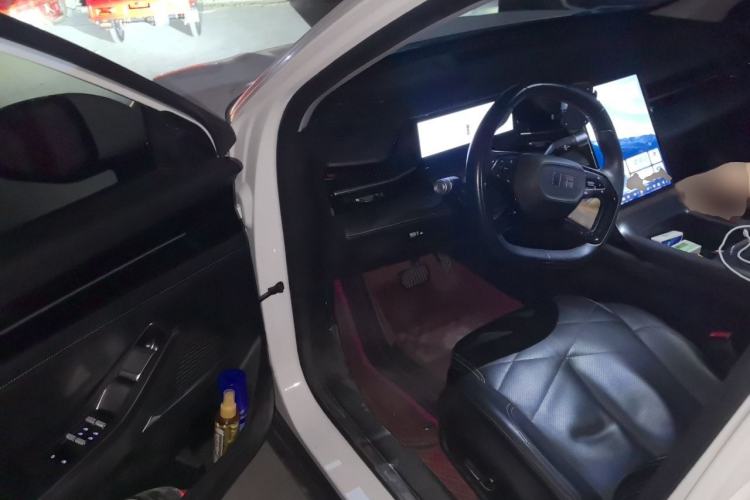 Used Geely Galaxy L6 2024 125km PLUS Dragon Edition Driver Seat