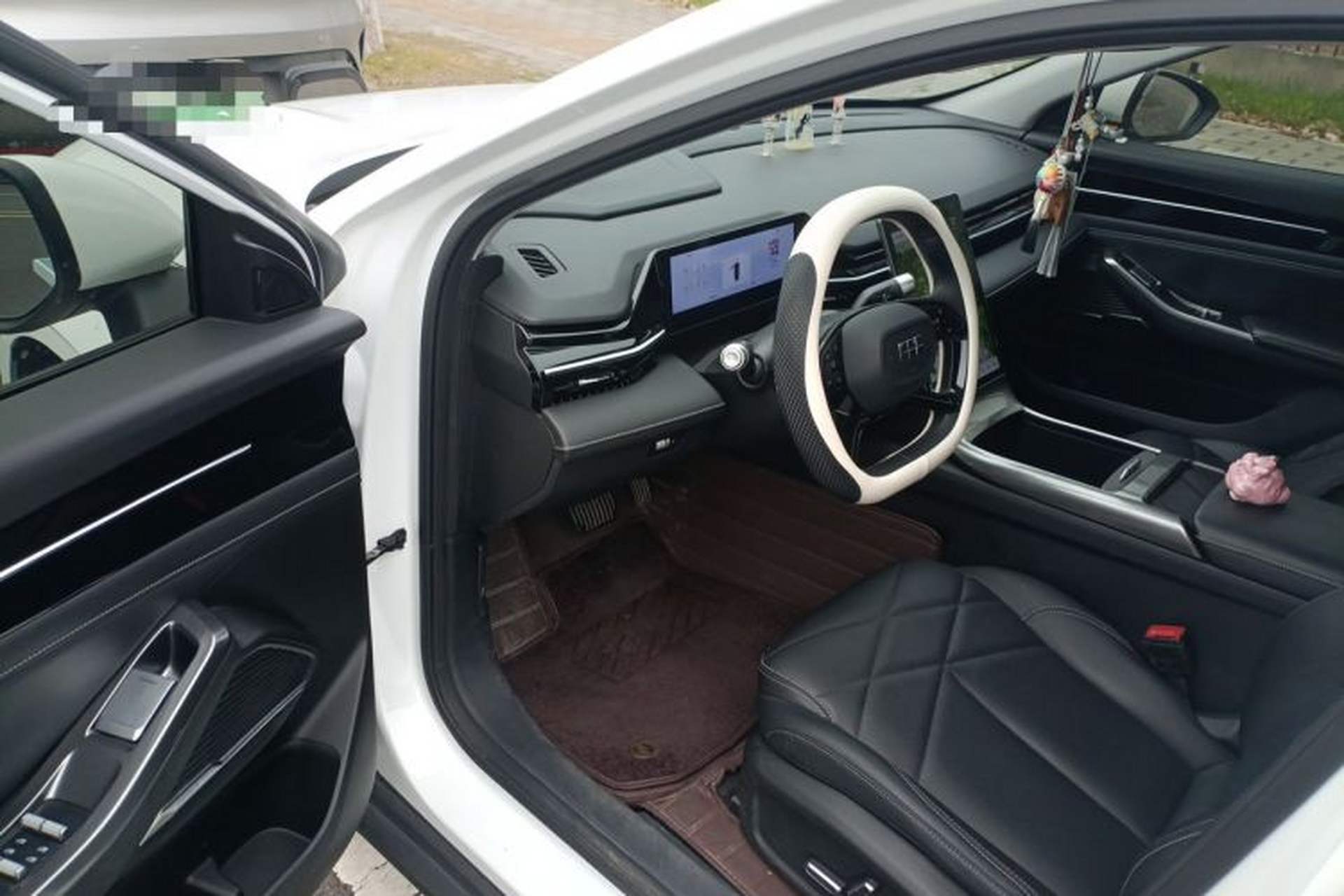 Used Geely Galaxy L6 2024 125km PLUS Dragon Edition Driver Seat