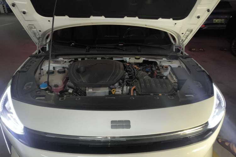 Used Geely Galaxy L6 2024 125km PLUS Dragon Edition Engine Bay