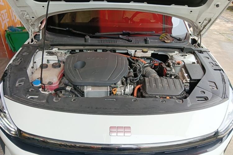 Used Geely Galaxy L6 2024 125km PLUS Dragon Edition Engine Bay