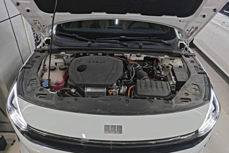 Used Geely Galaxy L6 2024 125km PLUS Dragon Edition Engine Bay