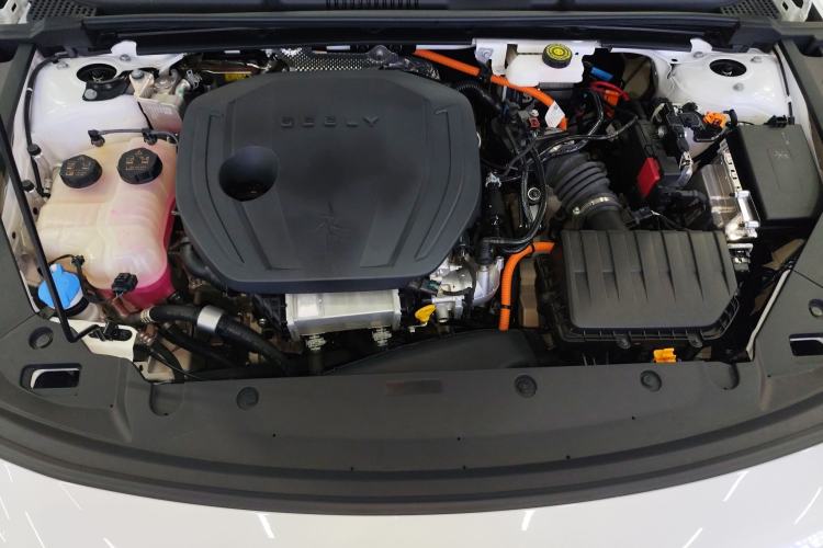 Used Geely Galaxy L6 2024 125km PLUS Dragon Edition Engine Bay