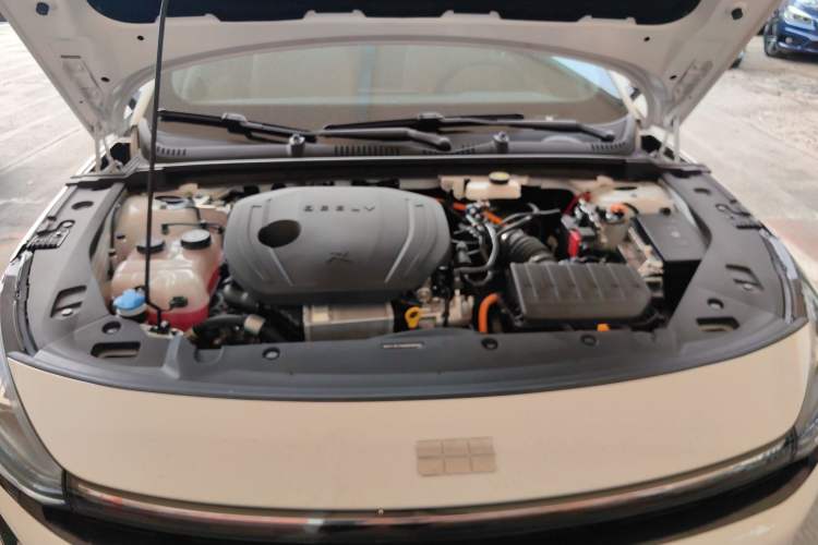 Used Geely Galaxy L6 2024 125km PLUS Dragon Edition Engine Bay