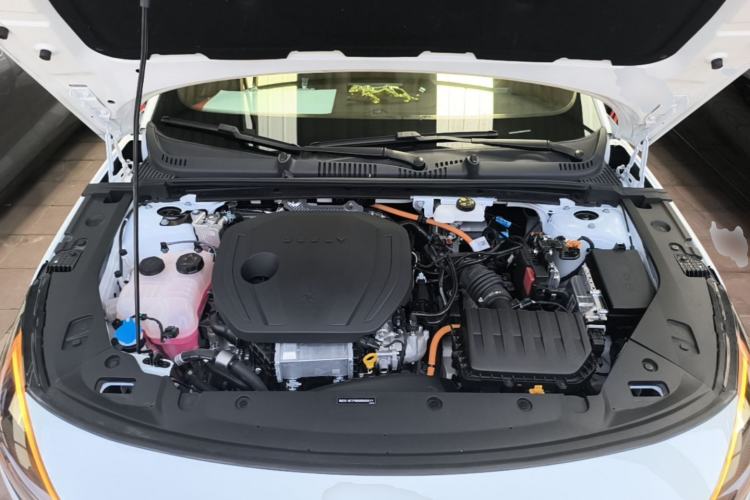 Used Geely Galaxy L6 2024 125km PLUS Dragon Edition Engine Bay