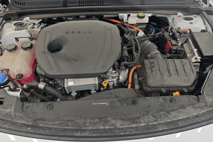 Used Geely Galaxy L6 2024 125km PLUS Dragon Edition Engine Bay