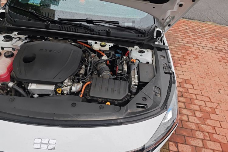 Used Geely Galaxy L6 2024 125km PLUS Dragon Edition Engine Bay Left