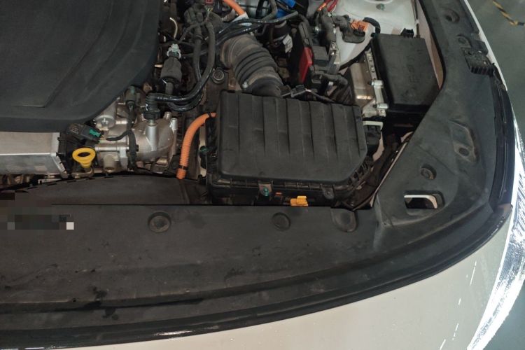Used Geely Galaxy L6 2024 125km PLUS Dragon Edition Engine Bay Left