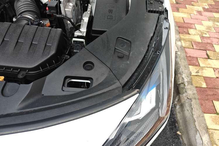 Used Geely Galaxy L6 2024 125km PLUS Dragon Edition Engine Bay Left