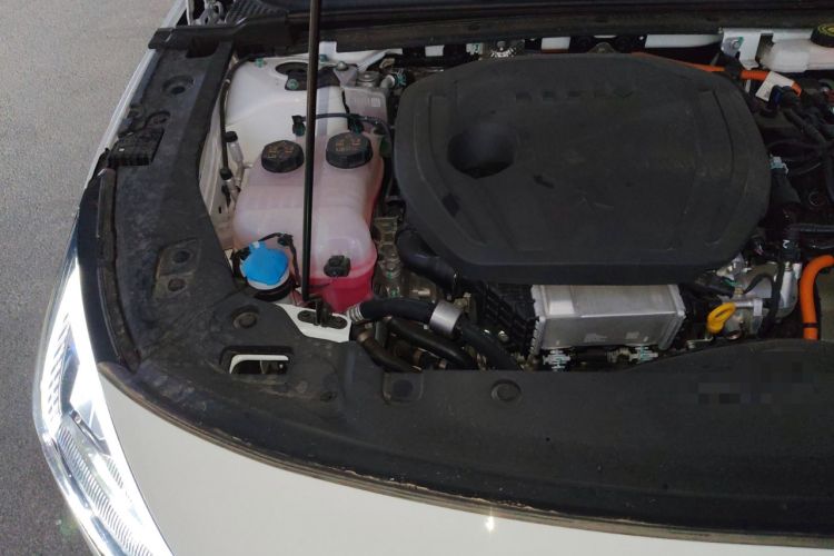 Used Geely Galaxy L6 2024 125km PLUS Dragon Edition Engine Bay Right