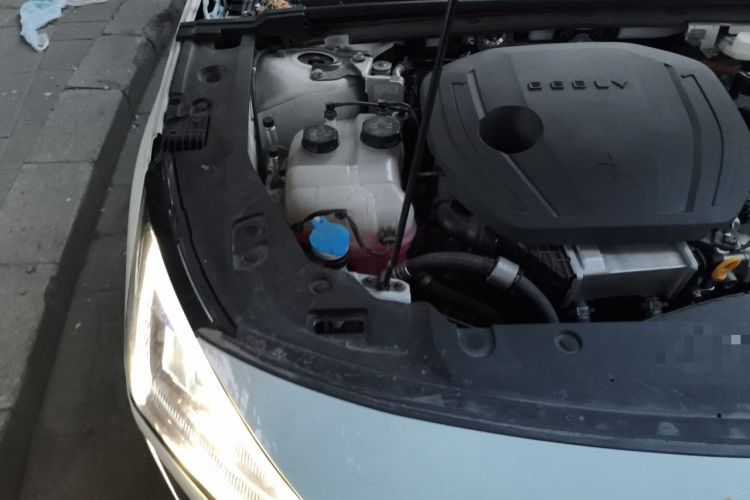 Used Geely Galaxy L6 2024 125km PLUS Dragon Edition Engine Bay Right