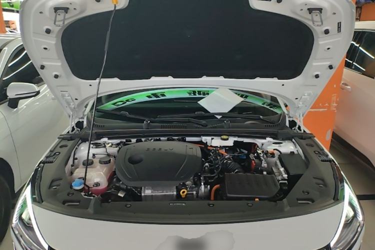 Used Geely Galaxy L6 2024 125km PLUS Dragon Edition Engine Bay